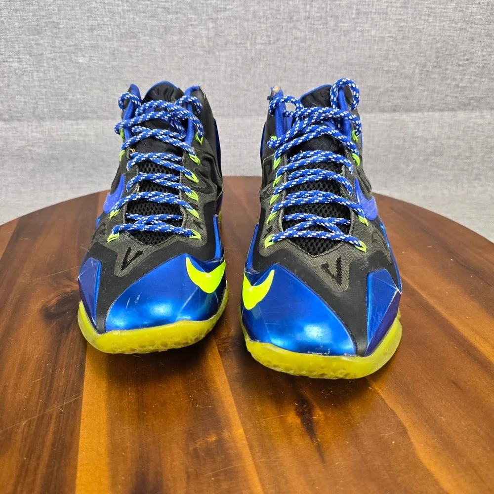 Nike LeBron 11 iD Custom Mens 9.5 Black Blue Volt Basketball Shoes 641216-991